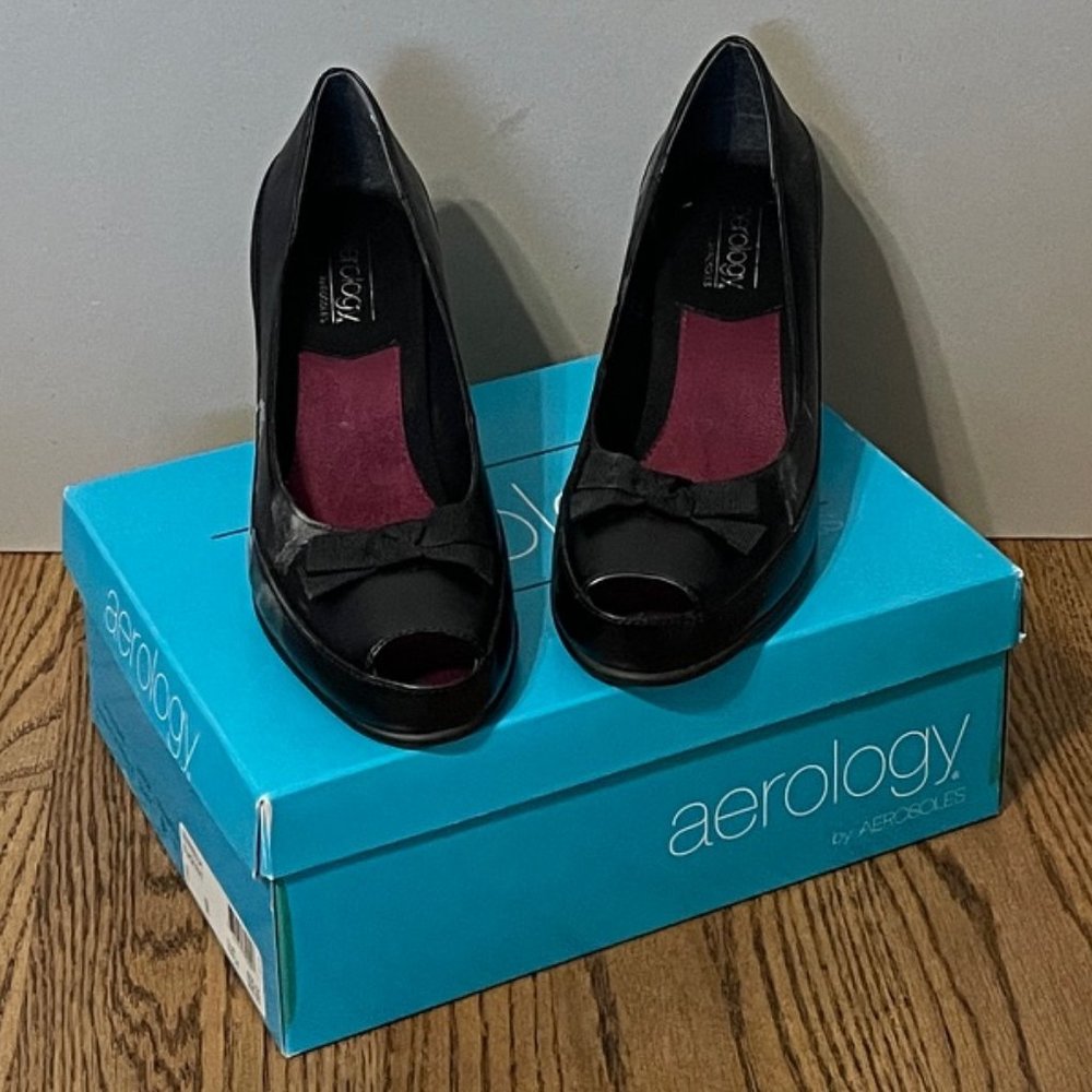 Aerology By Aerosoles Black Pumps - Size 8